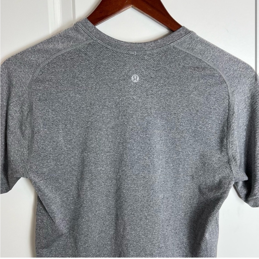 Lululemon Men’s Metal Tech Vent Short Sleeve
